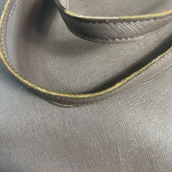 Michael Kors Jet Set Safiano Gray leather tote Silver tone hardwares & l… - Picture 8 of 16